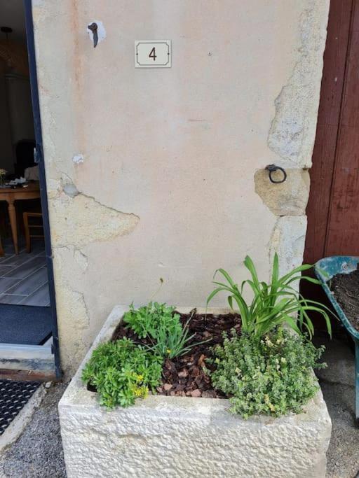 Gite Du Bibicherat Largillay-Marsonnay ภายนอก รูปภาพ